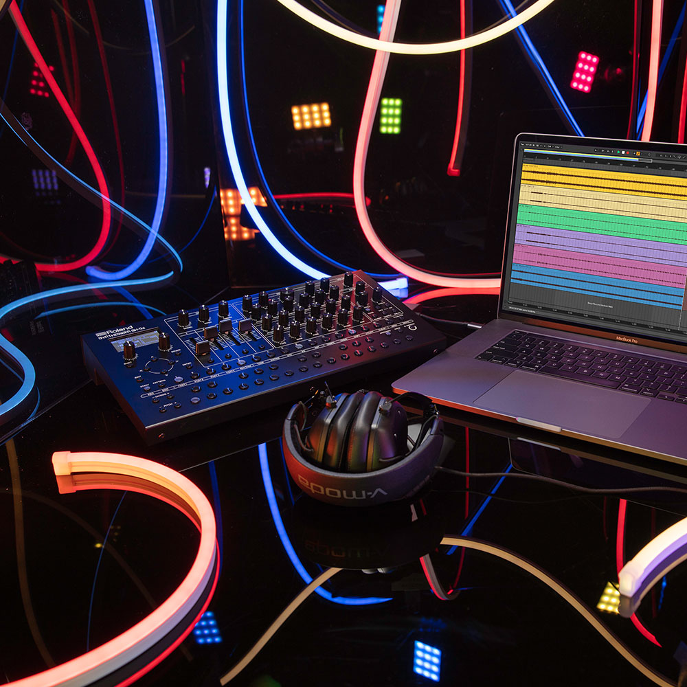 Roland SH-4d 一款多聲部桌面合成器