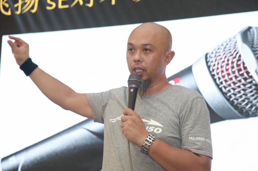 這次，sE V7 的巡演嘉賓不一般