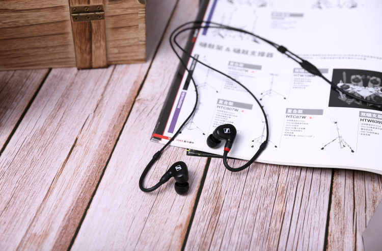 最佳直播 / 錄音搭檔，想聽你唱：森海塞爾 MK 4 話筒搭配耳機(jī)套裝