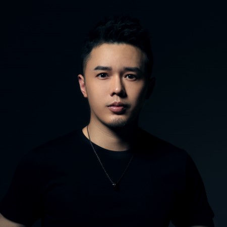 實力派開箱:聽何柏誠用 RNT 唱給你聽