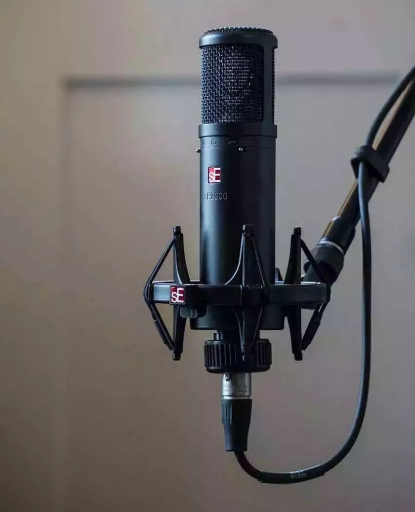 一支麥克風(fēng)，三種神奇音效，你說值不值——怡生好產(chǎn)品第八期告訴你，不存在的