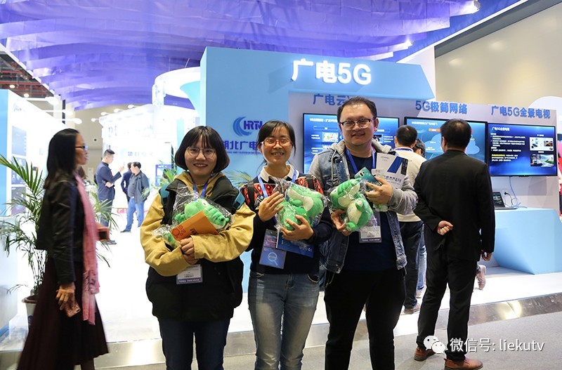 湖北廣電網(wǎng)絡(luò)5G+等新技術(shù)成果亮相中國光博會(huì)