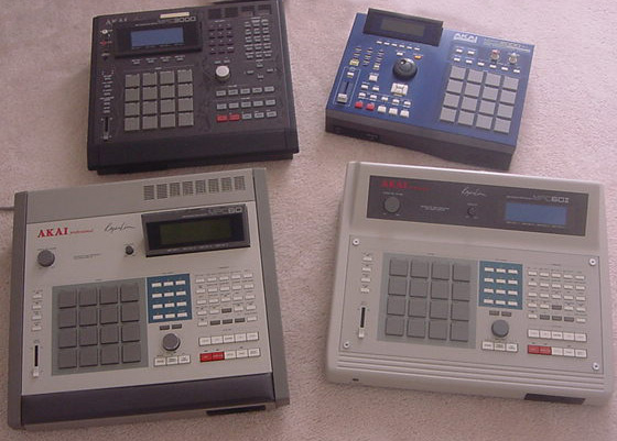 致敬經(jīng)典：AKAI 即將推出 MPC Live II Retro 限量版，采用經(jīng)典奶油白 MPC 配色